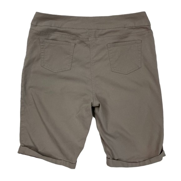 Soft Surroundings Super Stretch Shorts Medium Cuffed Pull On Elastic Waist Khaki - Picture 2 of 7